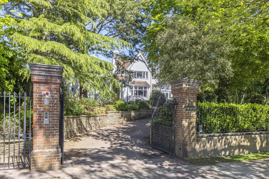 Main image of property: Tongdean Avenue, Hove