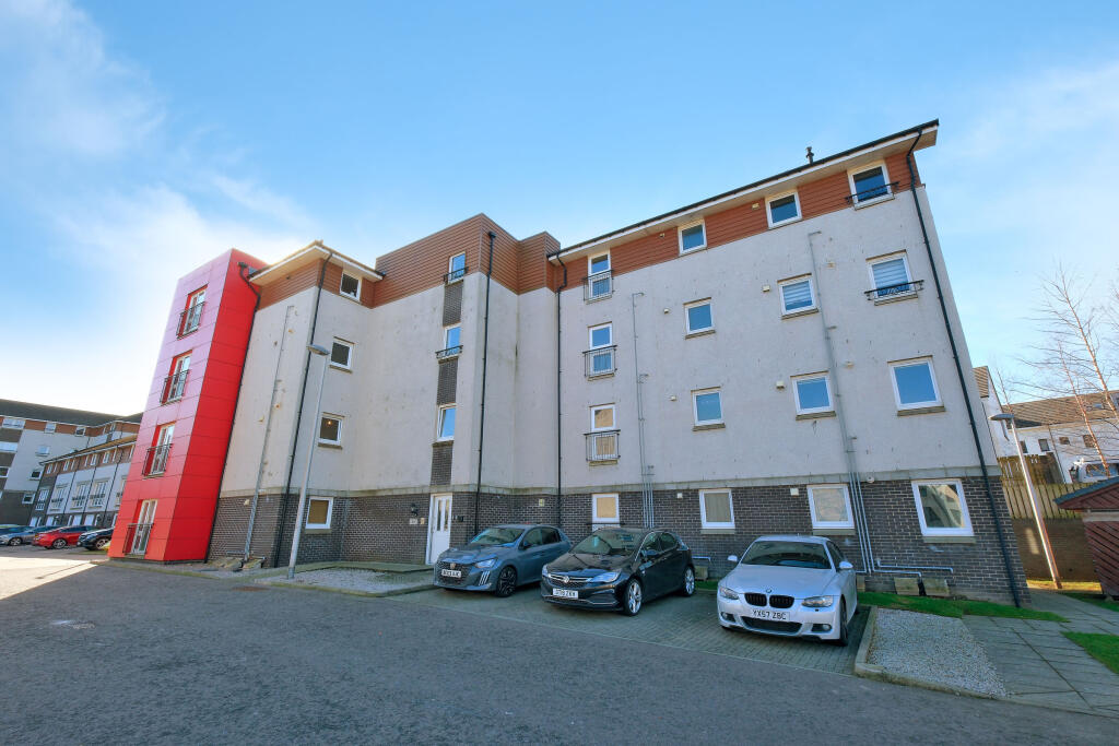 Main image of property: 64H Goodhope Park, Stoneywood, AB21