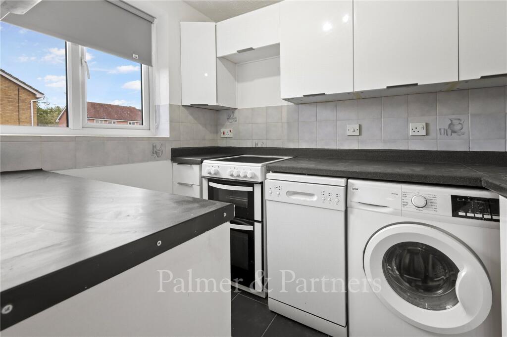 Apartment in Colchester - View 3