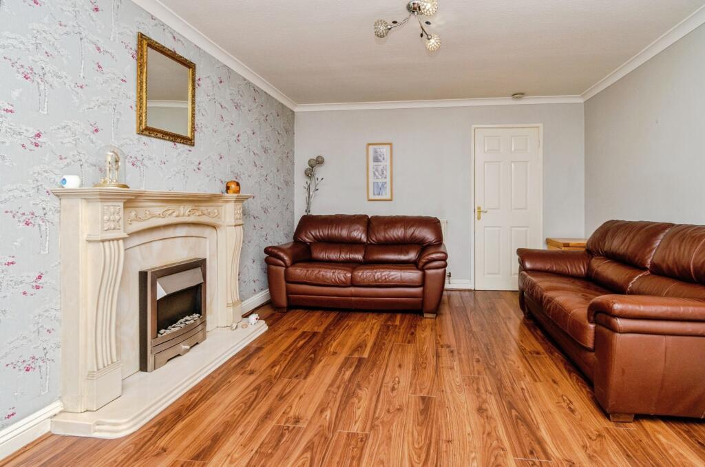 Aberford Close, WILLENHALL, West Midlands, WV12 photo 2