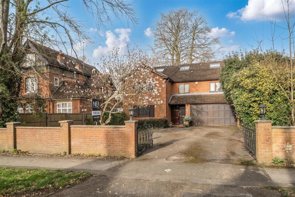 Main image of property: St. Peters Avenue, Caversham, Reading