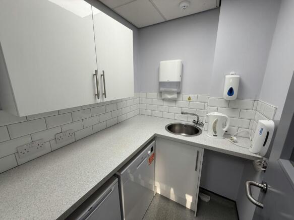 Kitchenette.jpeg