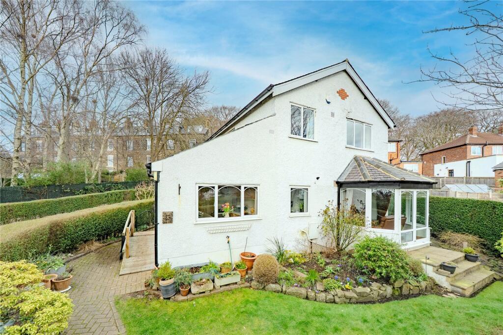 Main image of property: Lynton House, Parkside Road, Leeds, West Yorkshire