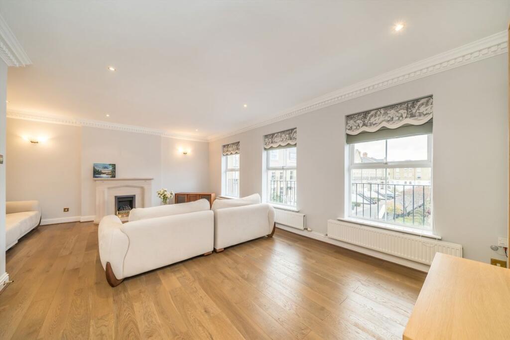 House in Kingston upon Thames - View 4