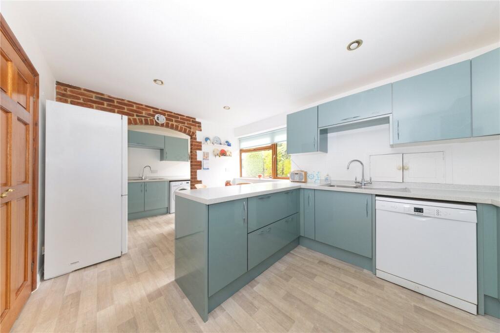House in Milton Keynes, Sherington - View 2