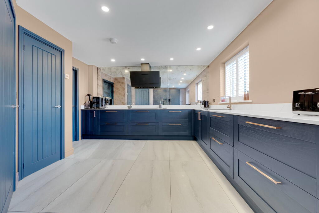 House in Newcastle upon Tyne - More