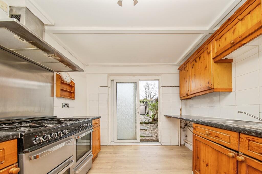 House in Harwich, Upper Dovercourt - View 3