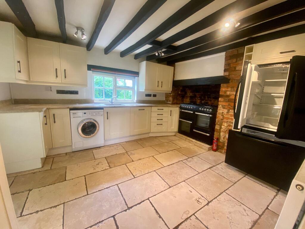 Main image of property: High Street, Twyford, RG10