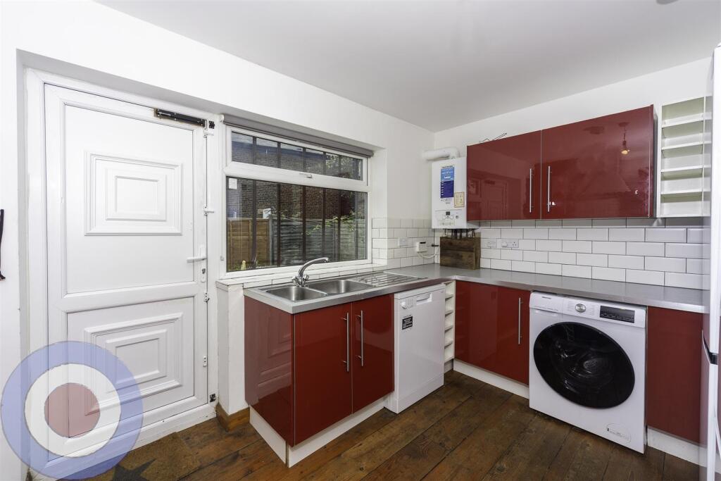 Exbury Street Manchester, M14 6RF photo 2