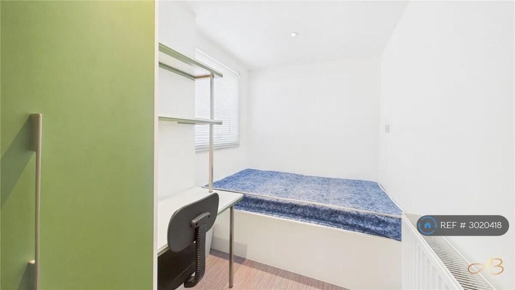 House in Stockton-on-Tees - View 4