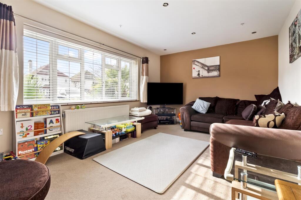 Drummond Road, Goring-By-Sea, Worthing - View 2