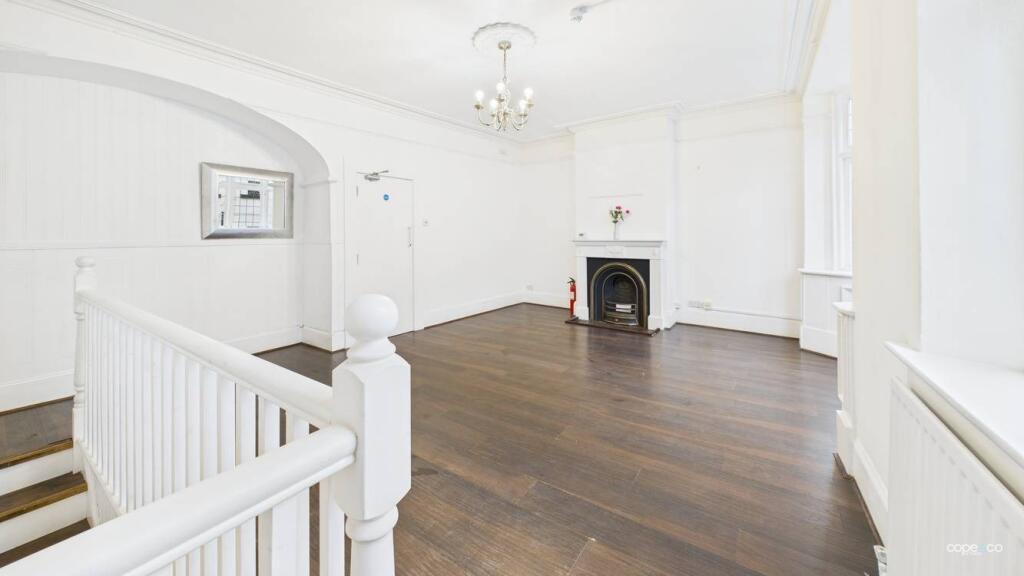 Apartment in Derby - View 2