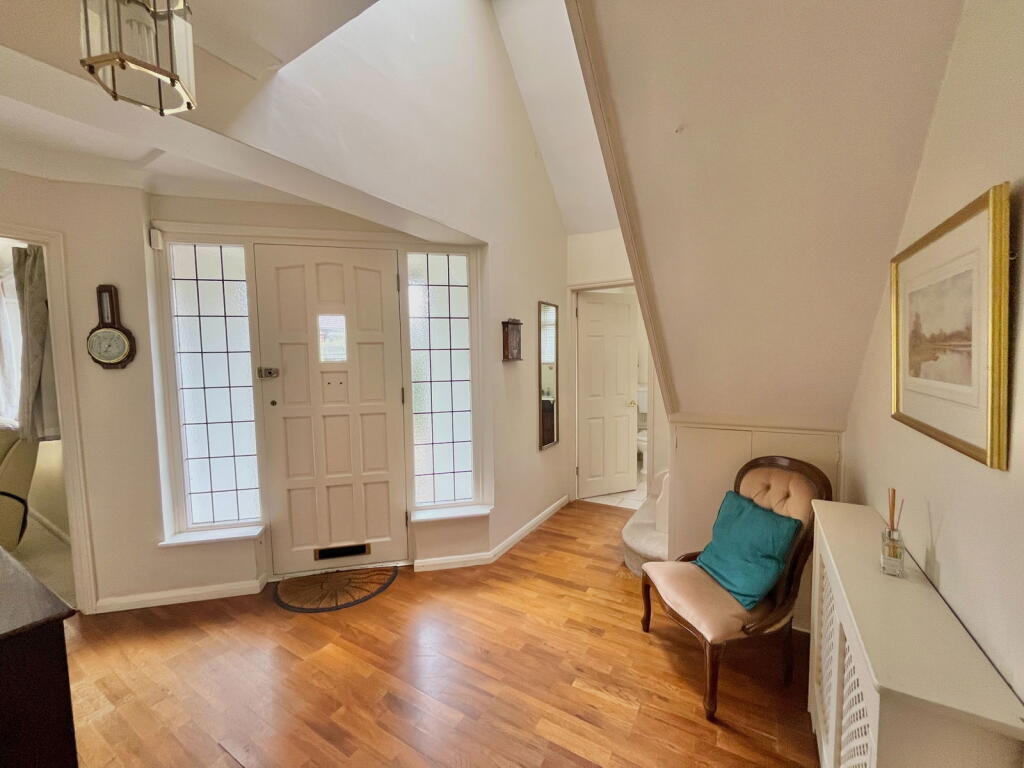 7 Solent Way, Alverstoke, PO12 2NR photo 2