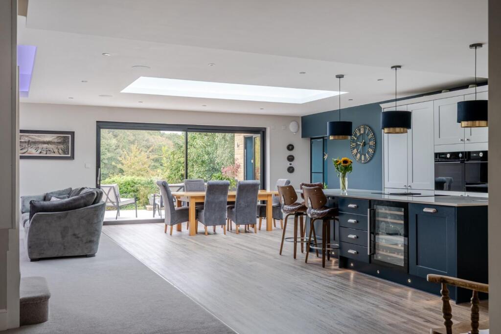 House in Sheffield - View 4