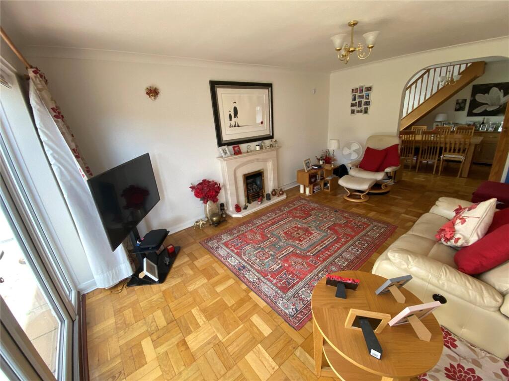 Cedar Avenue, Northbourne, Bournemouth, Dorset, BH10 - View 6
