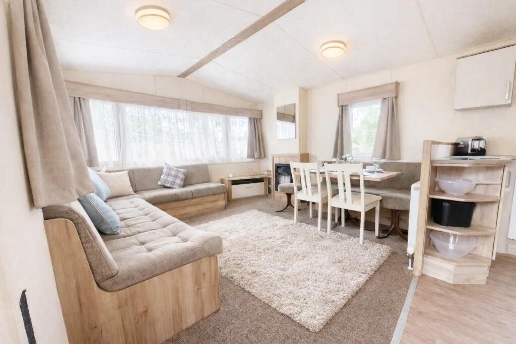 2-bed caravan on 2014 ABI Eminence, Carlton Meres Holiday Park, Carlton, Saxmundham, Suffolk, IP17 2QP, £24,995