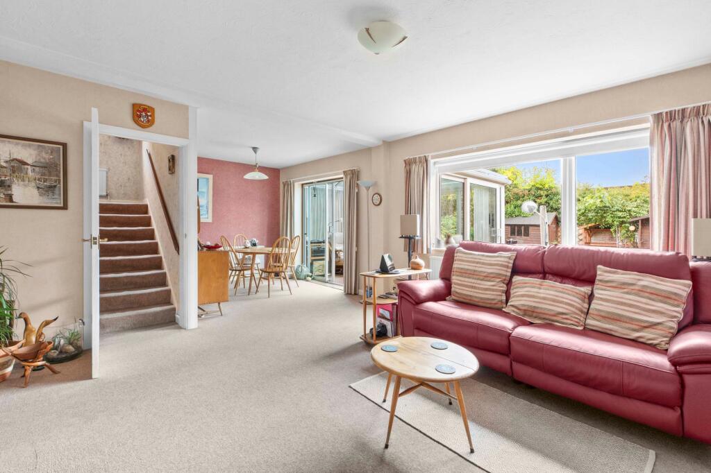 House in Tylers Green, Chepping Wycombe - View 3
