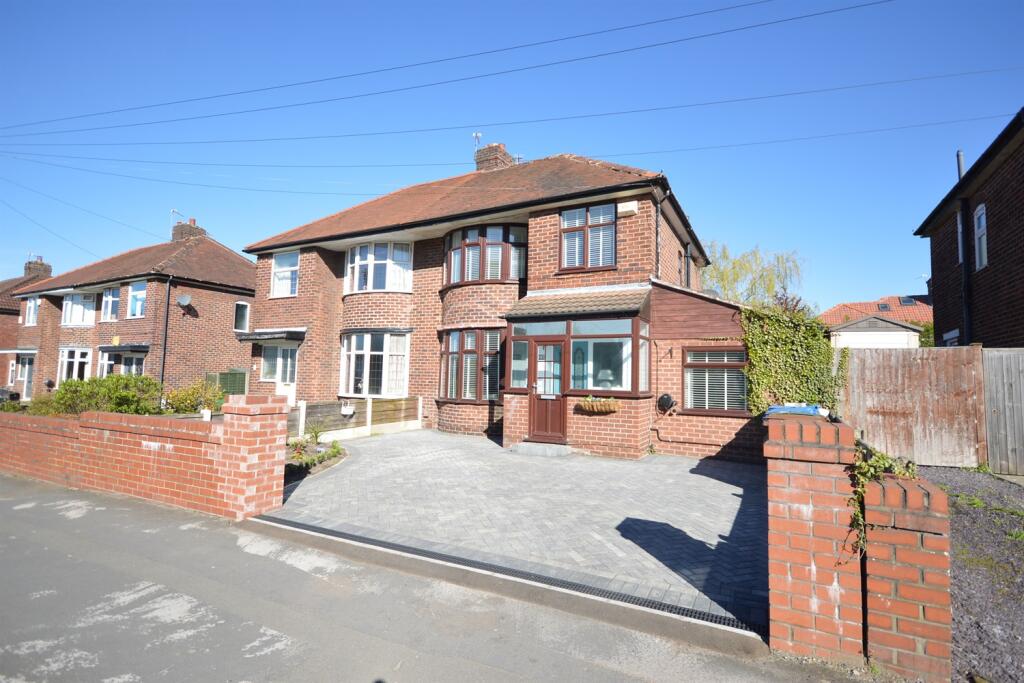 Main image of property: Didsbury Road, Heaton Mersey