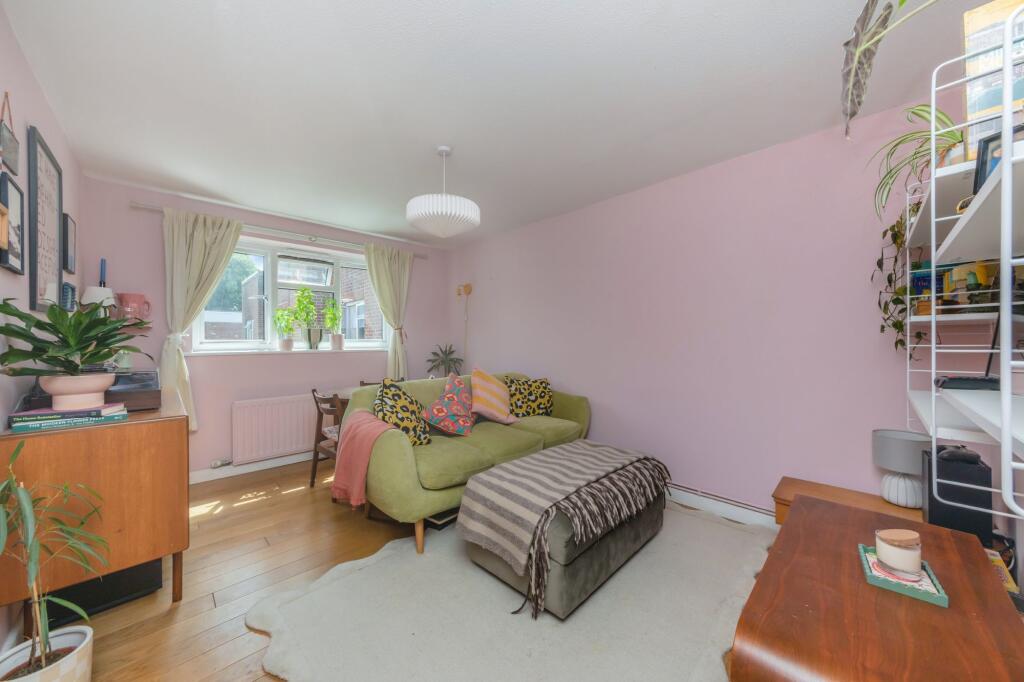 Apartment in Lewes - View 2