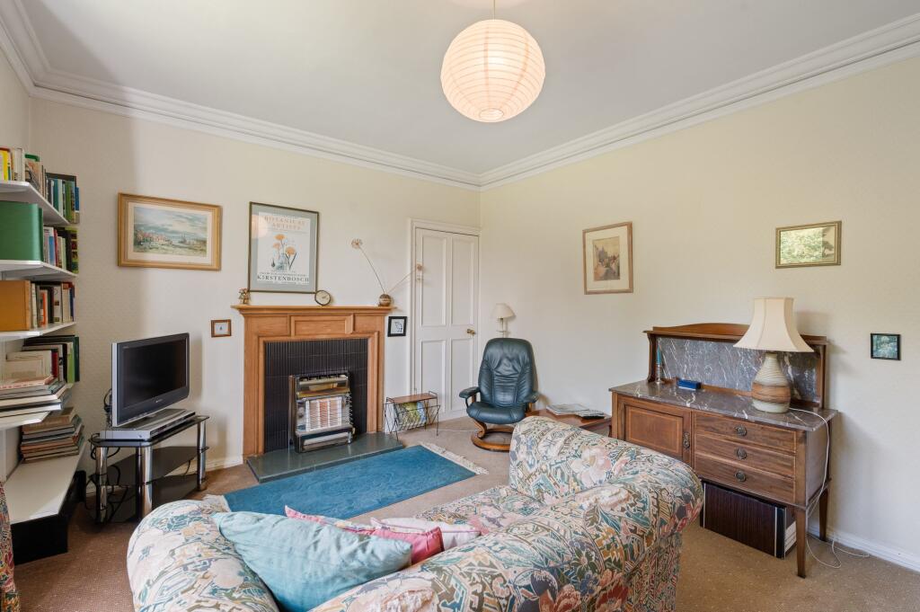 House in Perth - More