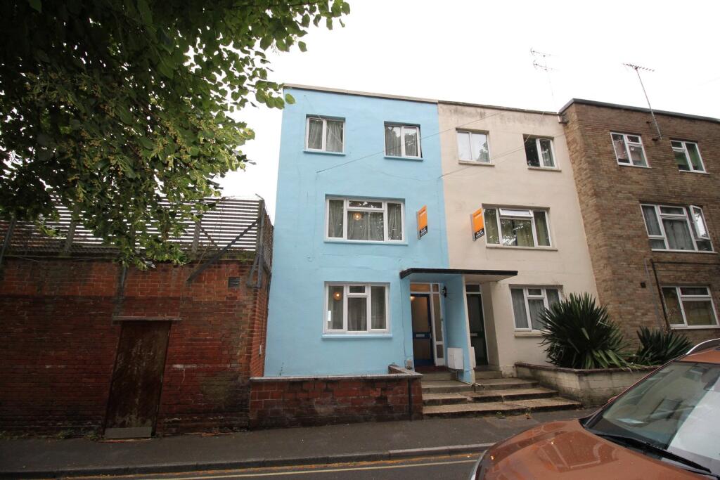 Main image of property: Broad Green, Southampton