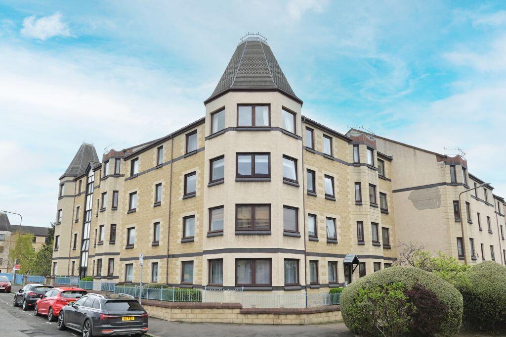 Main image of property: 51/8 West Bryson Road, Harrison Park Apartments, Edinburgh, EH11 1BQ