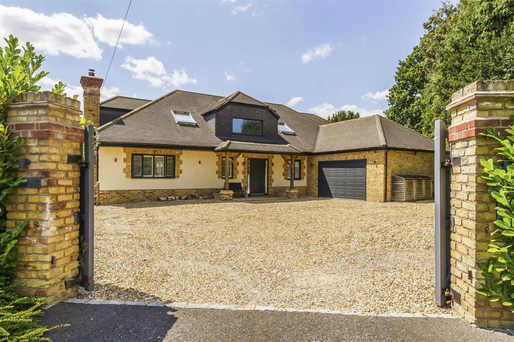 Main image of property: Coulsdon Lane, Chipstead