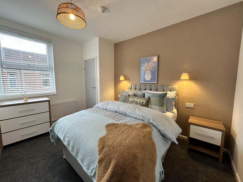 Main image of property: 25 Wheldrake Road, S5