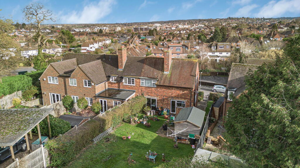 House in Guildford, Onslow Village - View 2