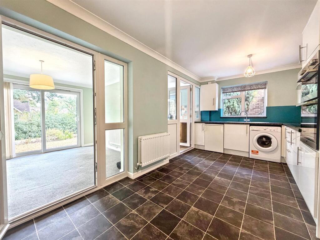 House in Reading - View 3