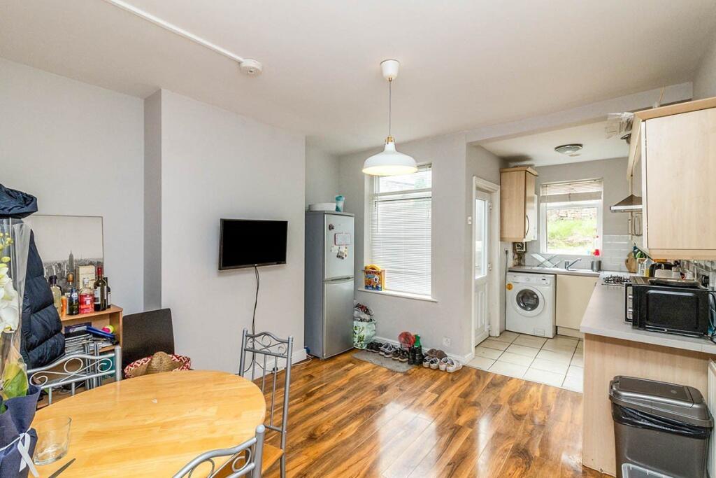 House in Sheffield - View 3
