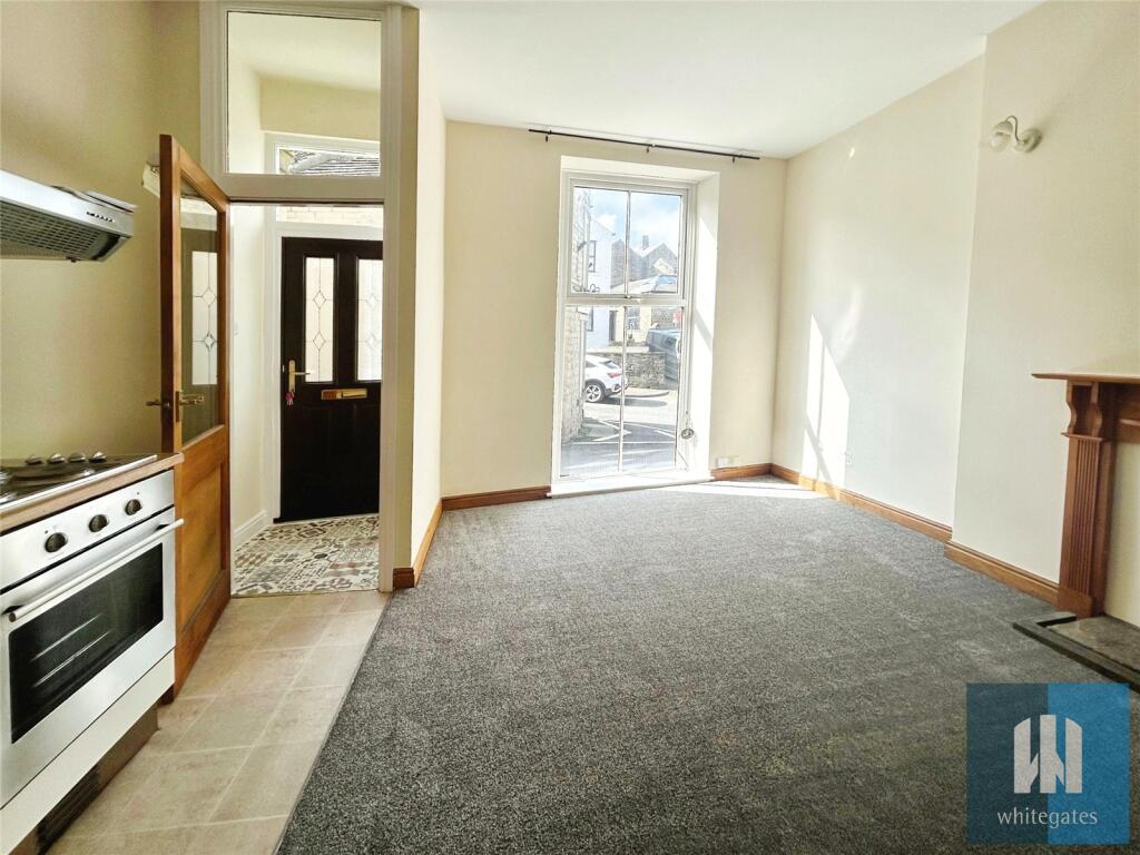 Apartment in Huddersfield - View 3