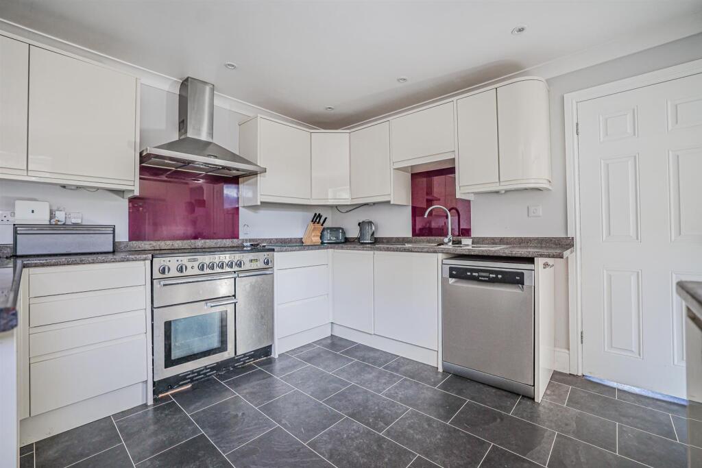 House in Hemel Hempstead - View 4
