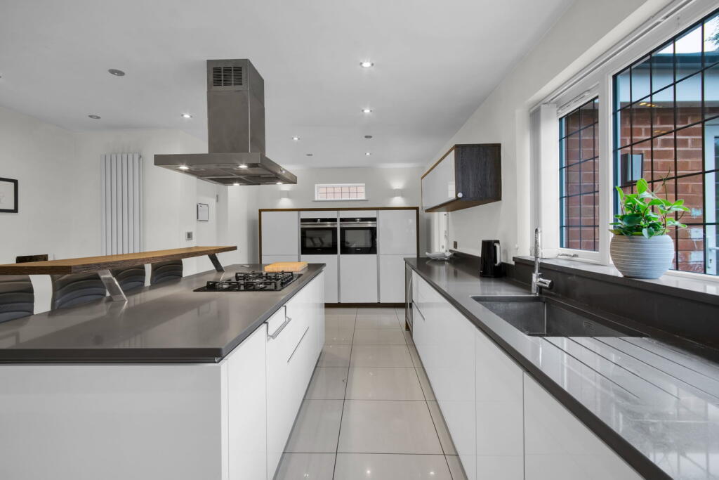 House in Walsall - View 5