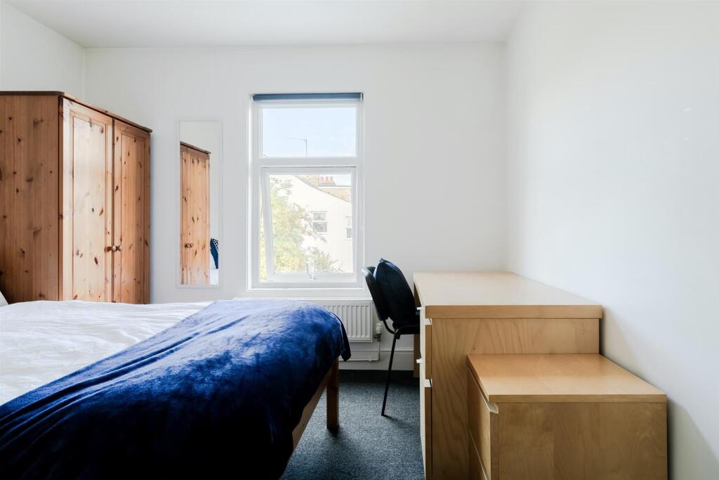House in Cambridge - View 4