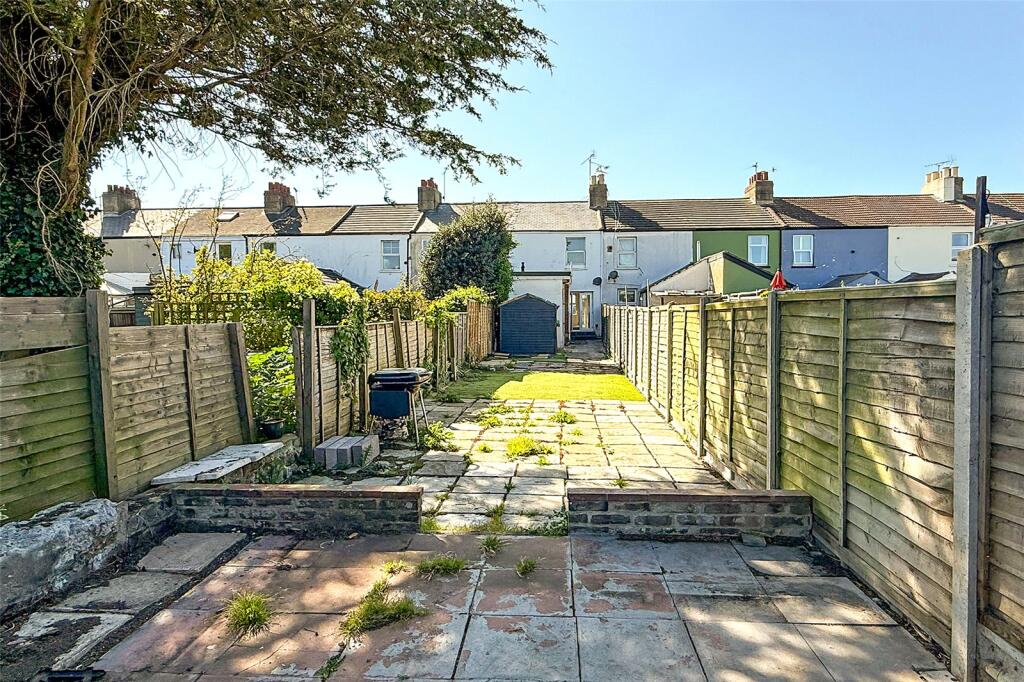 Beaconsfield Road, Wick, Littlehampton, West Sussex - View 5