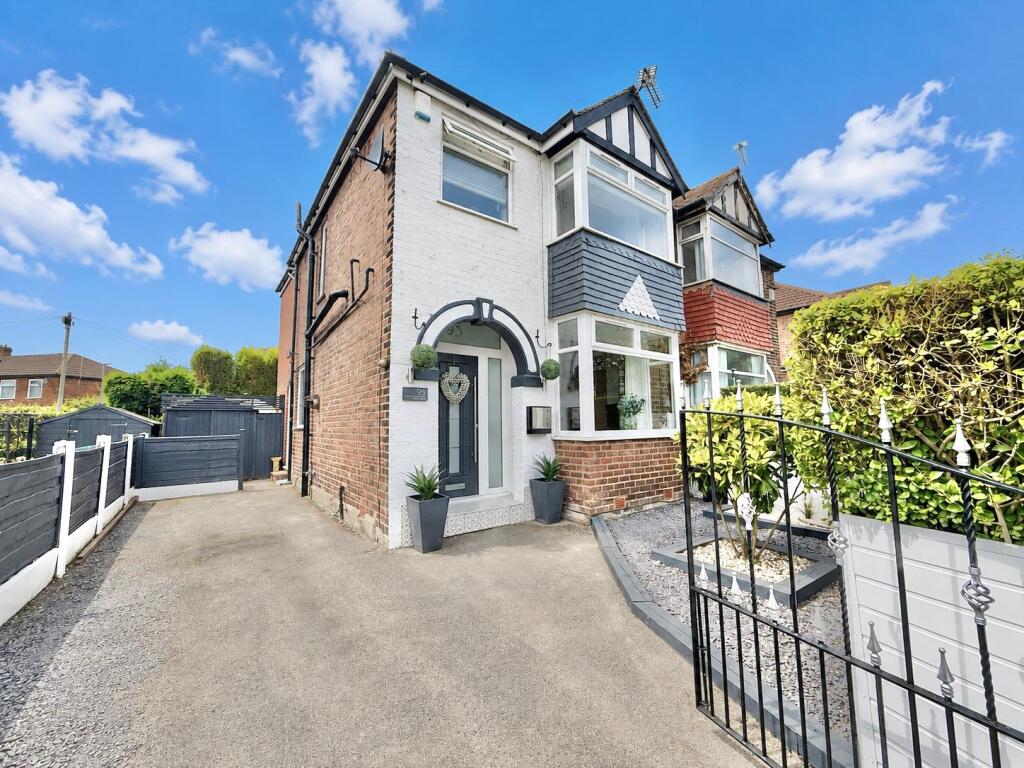 Taylor Lane, Manchester, M34 3WQ, Denton