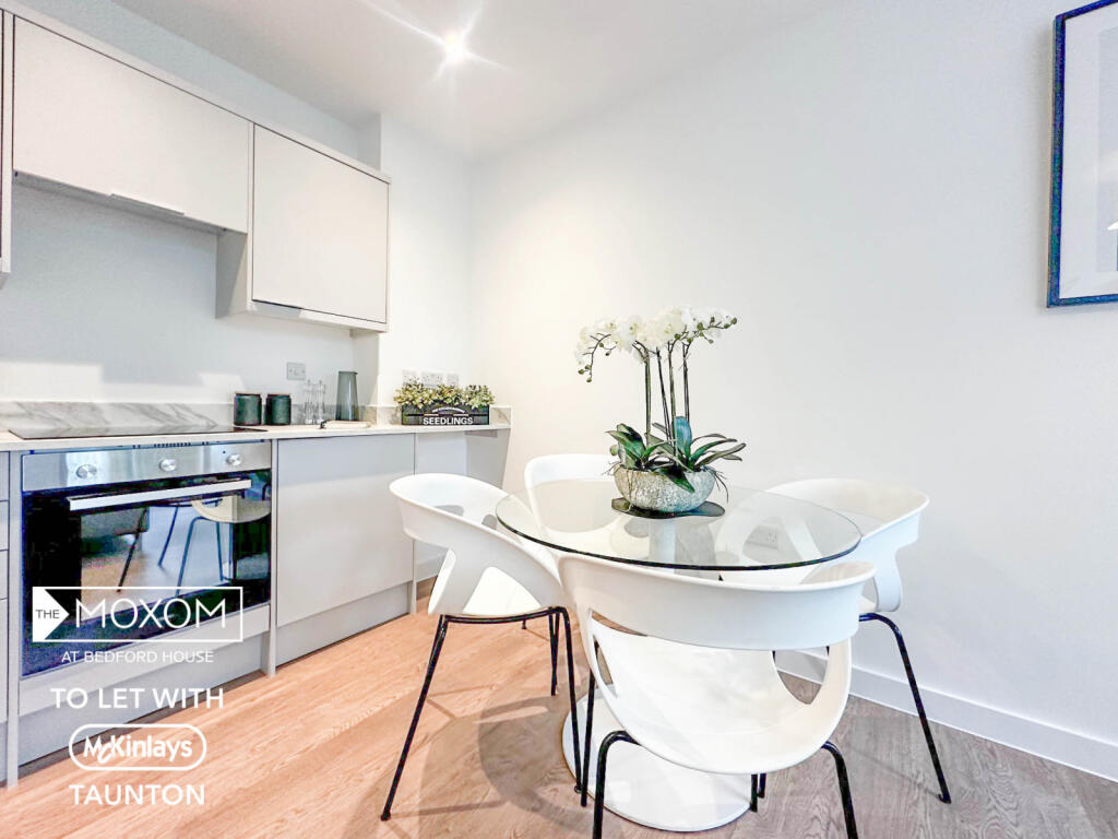 Apartment in Taunton - View 3