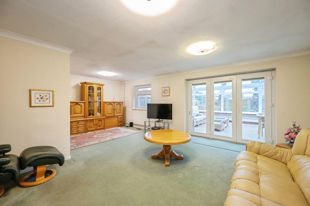 House in Havant, Sea View, South Hayling - View 3