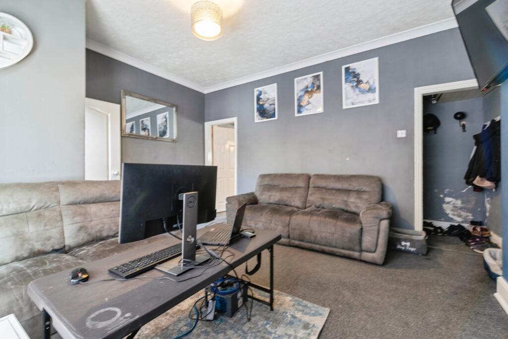 House in Darlington, Harrowgate Hill, Albert Hill - View 4
