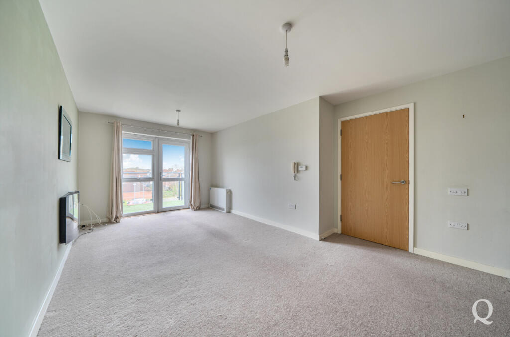 Apartment in Swale, Howt Green, Milton Regis - View 5