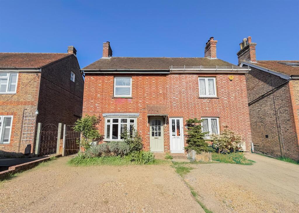 Main image of property: Gordon Road, Uckfield, TN22 4LG
