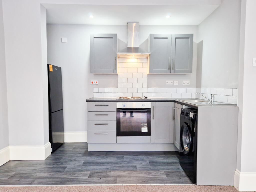 Additional image 6 of Yardley Wood Road Moseley B13 9JL