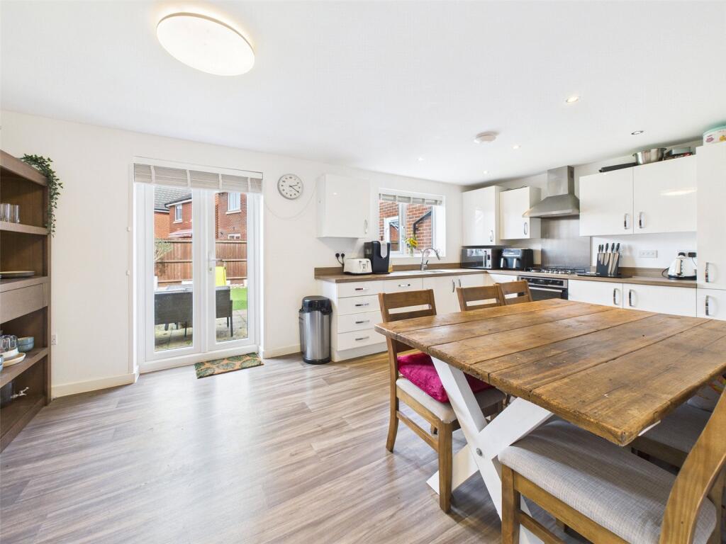 Arle Road, Cheltenham, Gloucestershire, GL51 photo 3