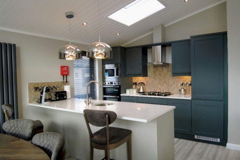 Faringdon Grange Holiday Lodge Park, Great Coxwell Road, Faringdon , Oxfordshire, SN7 7LU photo 4