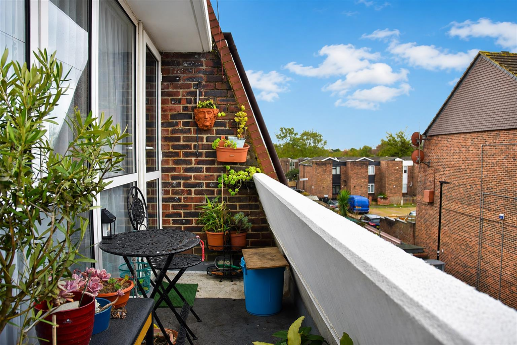 Main image of property: Distillery Walk, Brentford