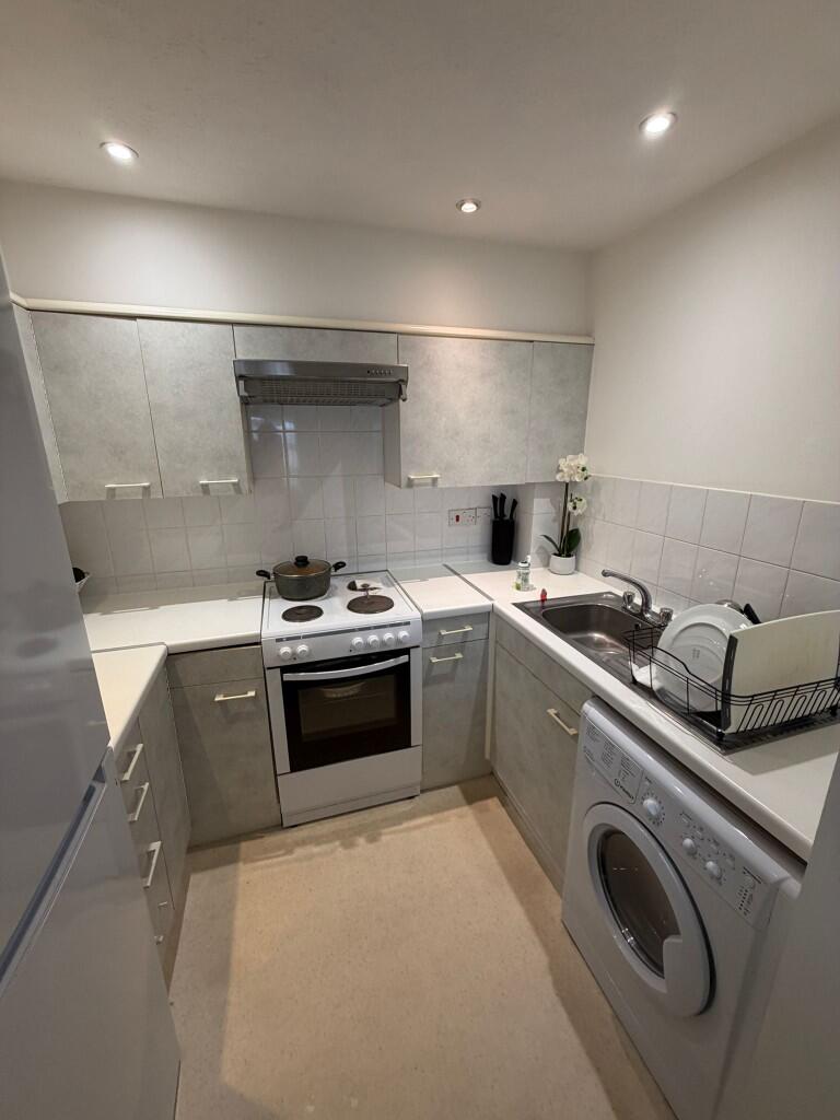Main image of property: Cotswold Way, London, KT4
