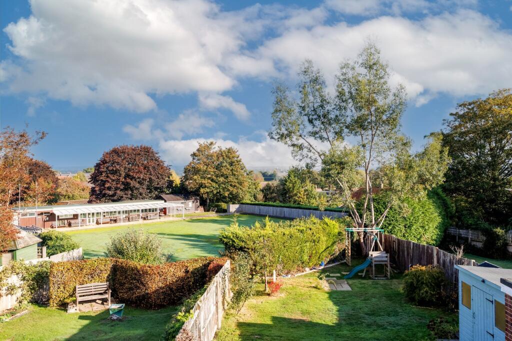 House in Brighton - View 4