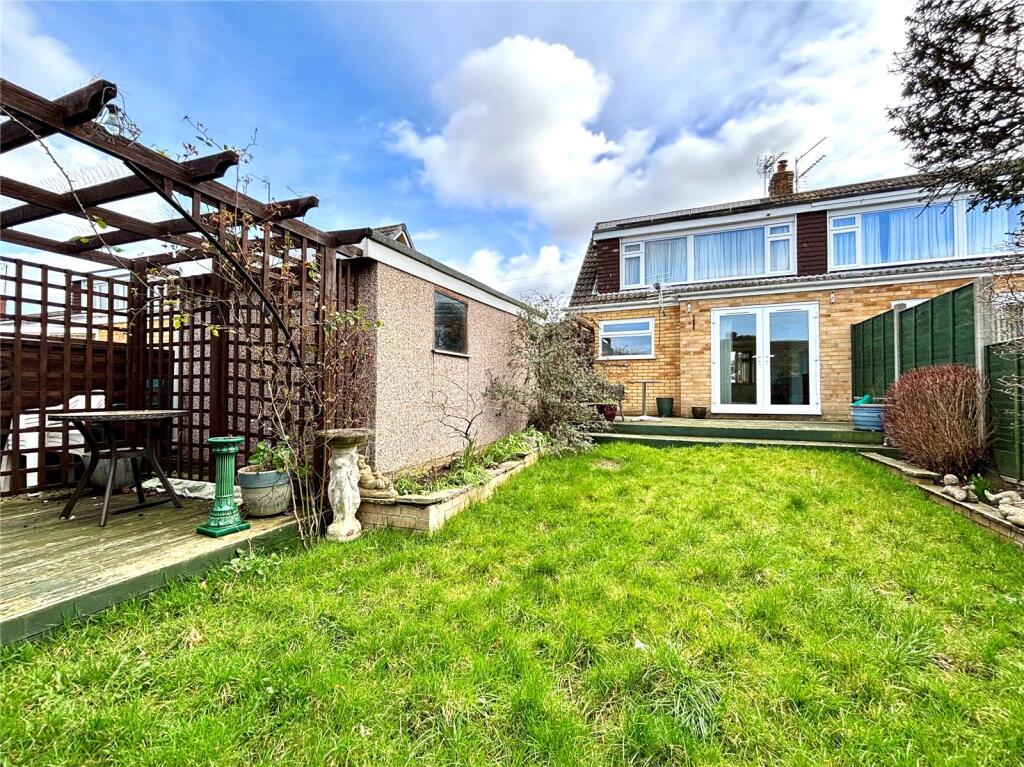 Beaumont Road, Springbank, Cheltenham photo 2