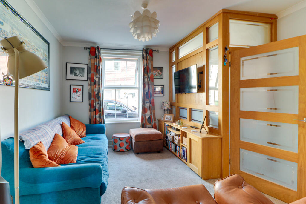 House in Portsmouth - View 2
